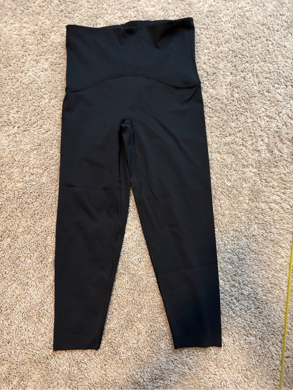 SPANX Black High-Waist Sculpting Crop Leggings